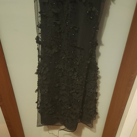 Oh Polly Black Sequin Maxi Dress - Picture 14 of 15